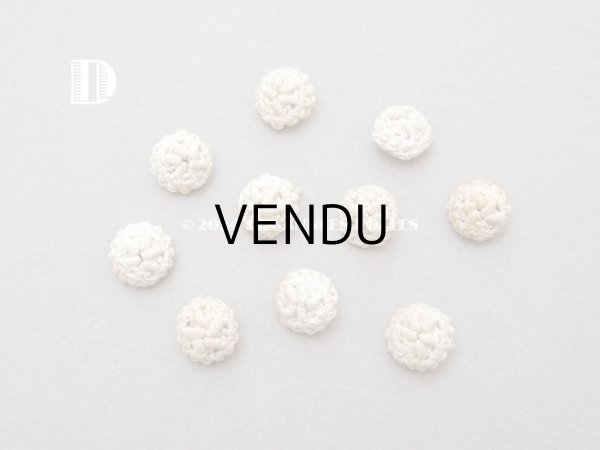 画像10: 1900年頃 アンティーク　花モチーフ コットンクロシェのボタン　10ピースのセット　11mm  (10)