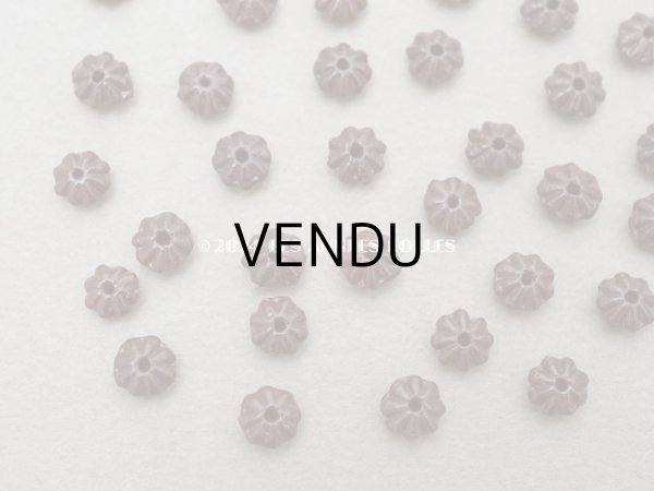 画像6: アンティーク ガラスビーズ 花型 ブラウン 6mm 40ピースのセット (6)