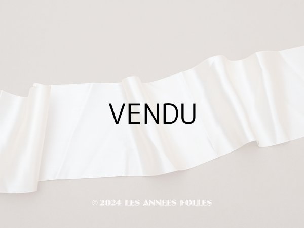 画像1: 1900年頃 アンティーク シルク製 サテンリボン 幅広 10cm幅  パウダーピンク (1)