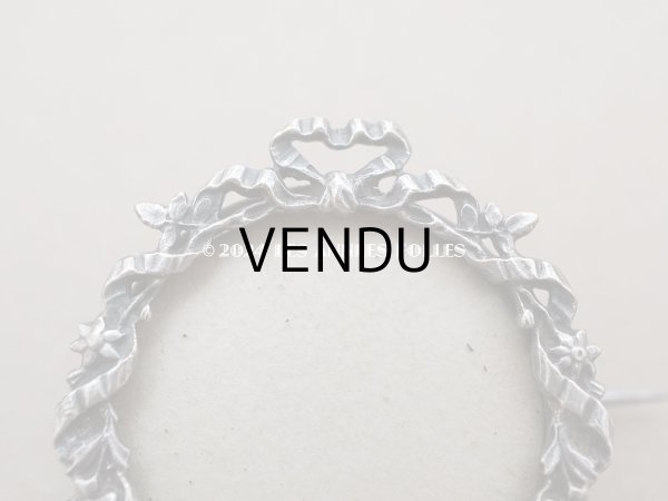 画像8: アンティーク リボン&花のガーランド フォトフレームのブローチ  (8)