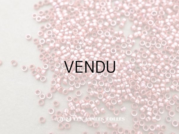 画像1: 1900年頃 アンティーク メタル製 ビーズ 筒型 ピンク 10g (1)