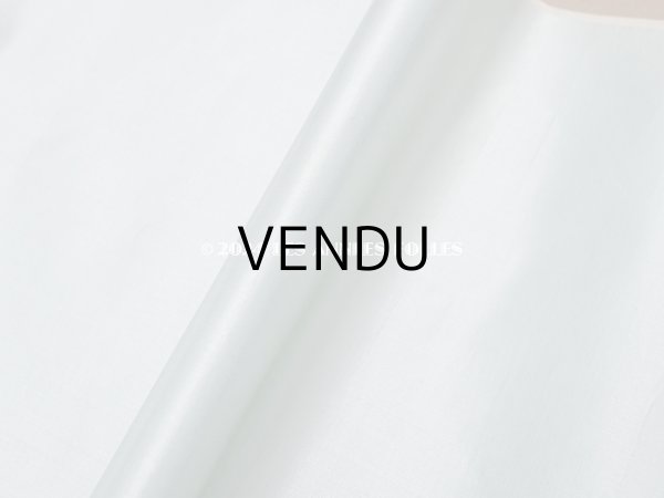 画像4: 19世紀 アンティーク ファブリック シルクサテン　パウダーブルー 60×125cm (4)
