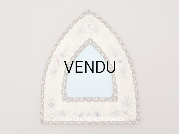 画像1: アンティーク フォトフレーム 薔薇のリボン刺繍 (1)