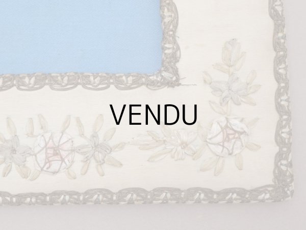 画像8: ＊蚤の市＊アンティーク フォトフレーム  薔薇のリボン刺繍 (8)