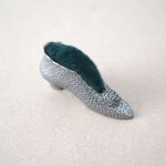画像: 19世紀 アンティーク 靴型 小さな ピンクッション 