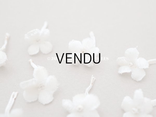 画像3: アンティーク 勿忘草 ベルベットの布花  オフホワイト 10ピースのセット 約15mm (3)