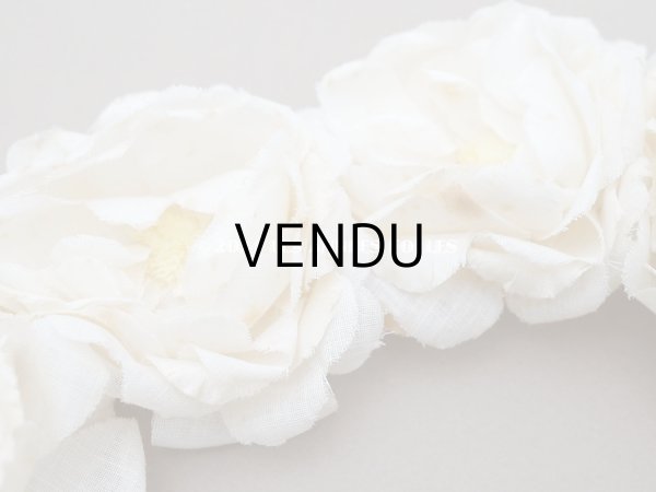 画像9: アンティーク 白薔薇のティアラ 布花 花冠 オフホワイト (9)