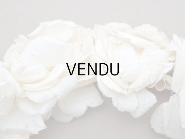 画像10: アンティーク 白薔薇のティアラ 布花 花冠 オフホワイト (10)