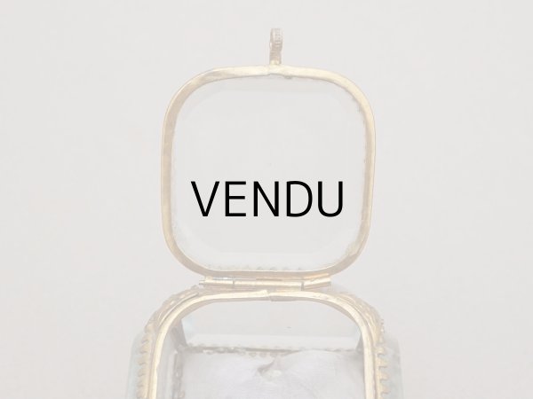 画像6: 19世紀末 アンティーク ジュエリーボックス 藤色 グレイッシュパープルのシルククッション  (6)