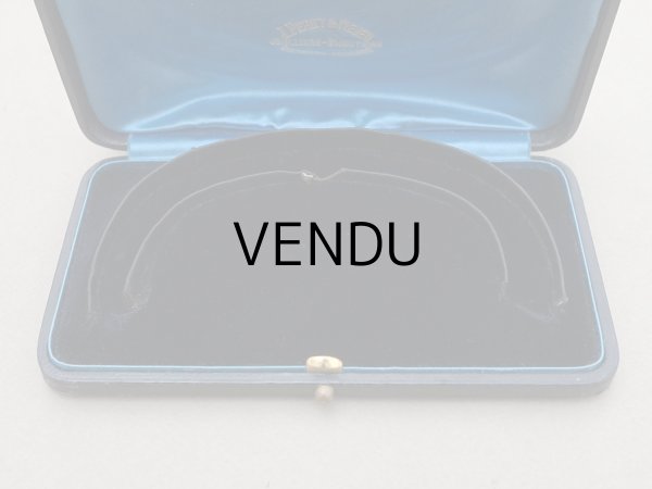 画像4: 19世紀 アンティーク 本革製 ジュエリーボックス ブレスレット用 (4)