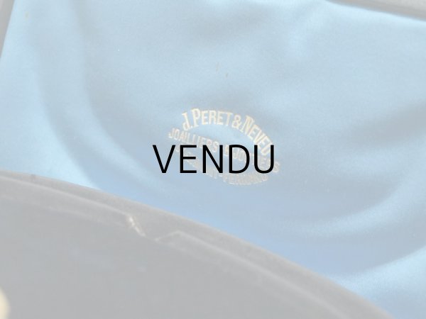 画像3: 19世紀 アンティーク 本革製 ジュエリーボックス ブレスレット用 (3)