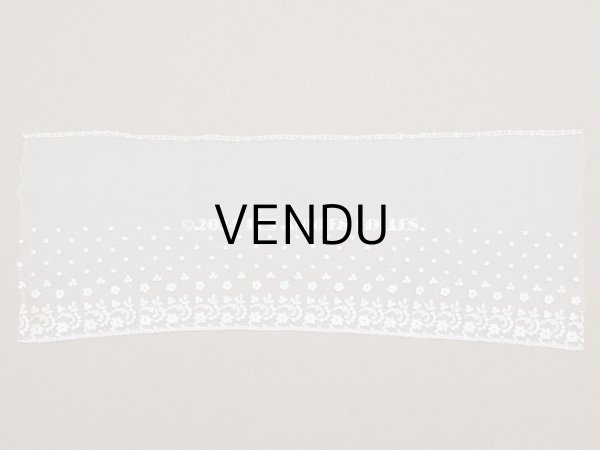 画像4: アンティーク 花刺繍入り 幅広 チュールレース オフホワイト 42cm (4)