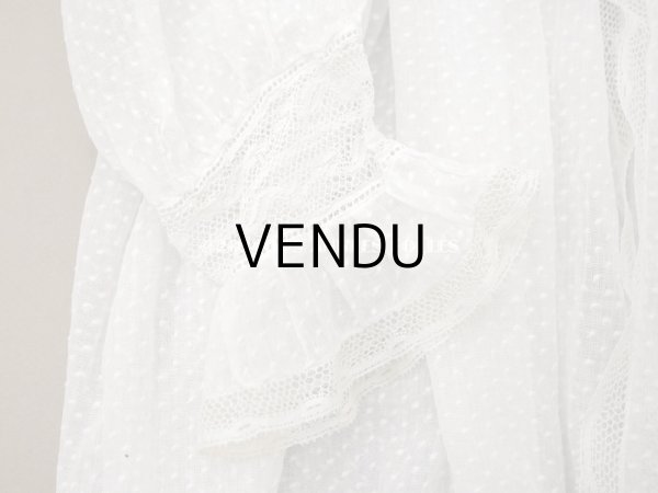 画像7: 1900年頃 アンティーク ドールドレス　ドット刺繍のコットンファブリック ベビードレス　 (7)