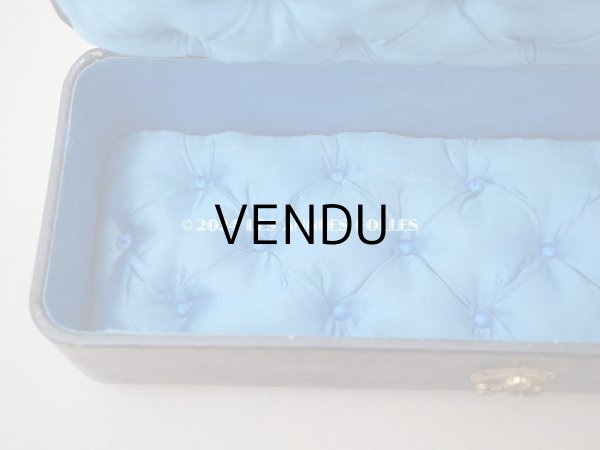 画像10: 19世紀 アンティーク グローブボックス スモーキーブルーのシルク製クッション ジュエリーボックス (10)