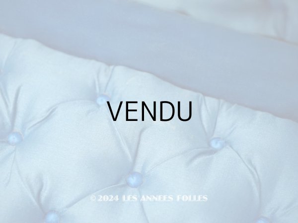 画像12: 19世紀 アンティーク グローブボックス スモーキーブルーのシルク製クッション ジュエリーボックス (12)