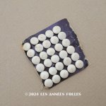 画像: アンティーク ドール用 6mm リネンのくるみボタンのセット オフホワイト 6ピースのセット