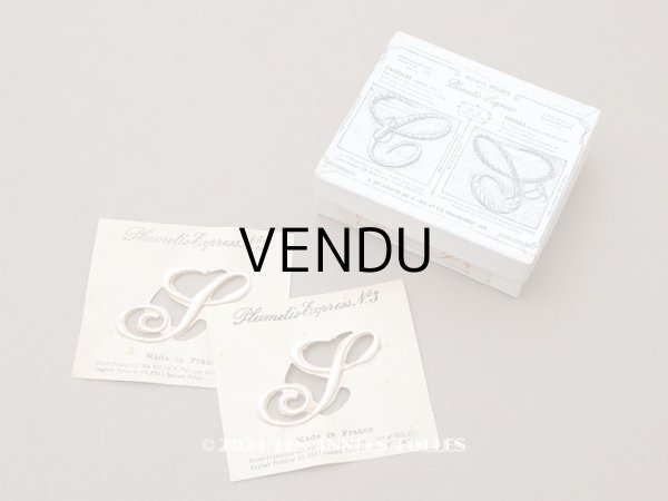 画像1: 1900年頃 アンティーク 箱入り イニシャルシート モノグラム 2シート 【S】 -N°3- INITIALES BRODEES PLUMETIS-EXPRESS (1)
