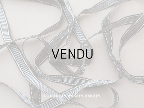 画像1: アンティーク パールリムのリボン モノトーン 2.81m 9mm幅 黒＆白 (1)