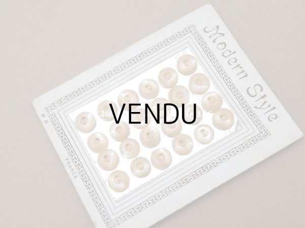 画像3: アンティーク マザーオブパール製 極小 ボタン 6mm 24ピース シェルボタン アイボリー (3)