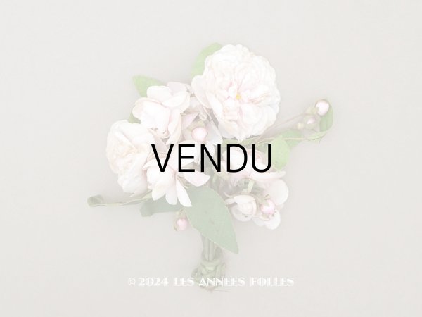 画像1: アンティーク 薔薇の布花のブーケ パウダーピンク クウォーターロゼット咲き (1)