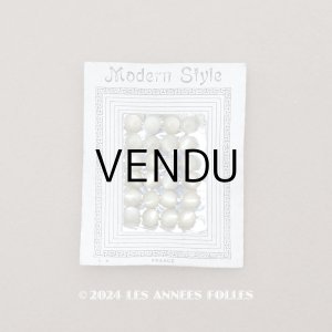 画像: アンティーク マザーオブパール製 極小 ボタン 5mm 24ピース シェルボタン 枯草色（淡いカーキ)