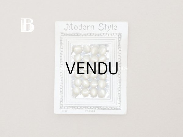 画像6: アンティーク マザーオブパール製 極小 ボタン 5mm 24ピース シェルボタン 枯草色（淡いカーキ) (6)