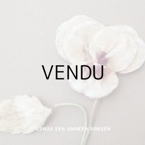 画像: *蚤の市*アンティーク パンジーの布花 ホワイトベージュ