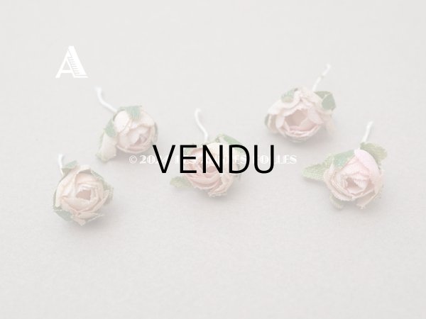 画像2: アンティーク 小さな薔薇の布花 5〜6ピースのセット パウダーピンク ドール用 (2)