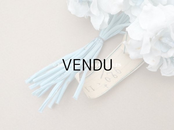 画像3: アンティーク 菫の布花 パルマ菫 パウダーブルー  (3)