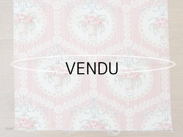 画像13: 【セール対象外】アンティーク  ローズパニエ柄 ファブリック 2点セット 81×49〜54cm & 35×60〜63cm (13)