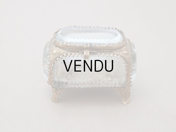 画像3: 19世紀末 アンティーク 小さなジュエリーボックス カーキグレイのシルククッション  (3)