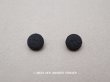 画像1: 【セール対象外】1850年頃 アンティーク シルク製 くるみボタン 黒 11mm 7ピースのセット (1)