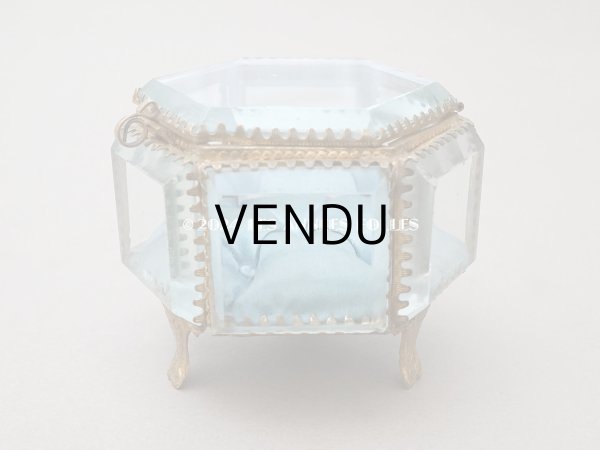 画像8: 19世紀末 アンティーク ジュエリーボックス 6角形 スモーキーブルーのシルク製クッション (8)