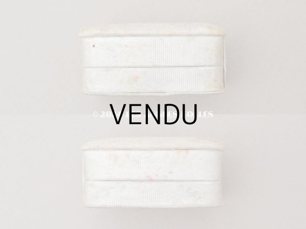 画像4: 1900年頃 アンティーク ジュエリーボックス  花模様のシルク地 (4)