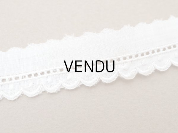 画像4: アンティーク スカラップレース ドット刺繍入り  (4)