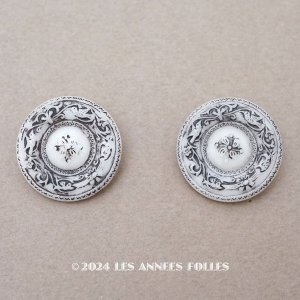 画像: アンティーク 鳥と草花 ガラスボタン 黒 22.5mm 2ピースのセット