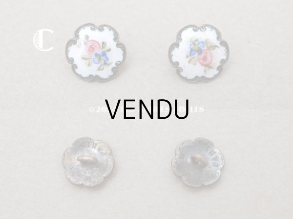画像4: 19世紀末 アンティーク エナメルボタン 薔薇&勿忘草 2ピースのセット ハンドペイント ピンク＆ブルー 11mm (4)
