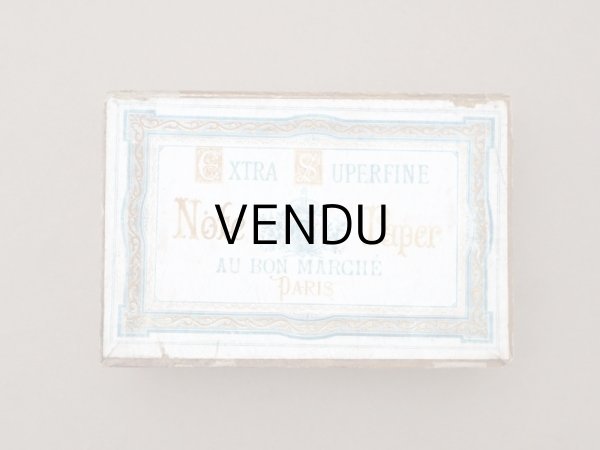 画像5: 1900年頃 アンティーク レターセットの紙箱 EXTRA SUPERFINE NOTE PAPER - AU BON MARCHE MAISON BOUCICAUT PARIS - (5)