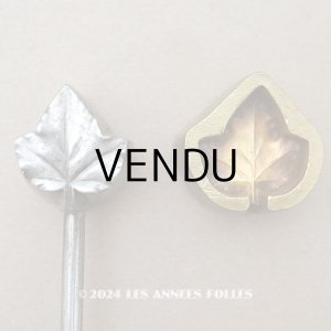 画像: 19世紀末 アンティーク  こて リーフ アイビー 型押し 