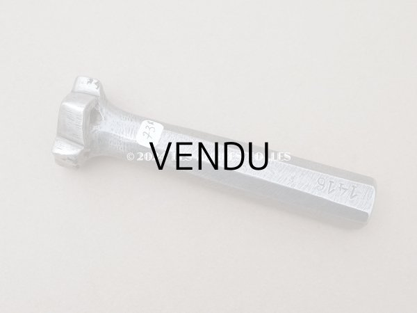 画像3: 19世紀末 アンティーク  こて & 抜き型 アイビーのリーフ 3点セット (3)