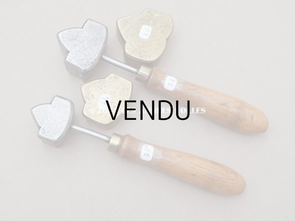 画像8: 19世紀末 アンティーク  こて & 抜き型 アイビーのリーフ 3点セット (8)