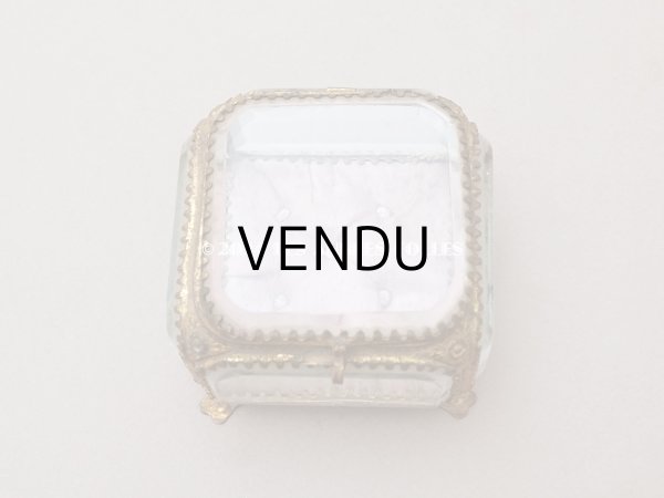 画像4: 19世紀末 アンティーク ジュエリーボックス ピンクのシルククッション  (4)