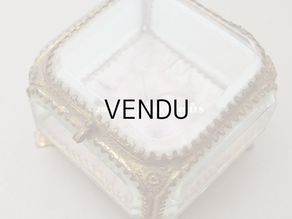 画像7: 19世紀末 アンティーク ジュエリーボックス ピンクのシルククッション  (7)