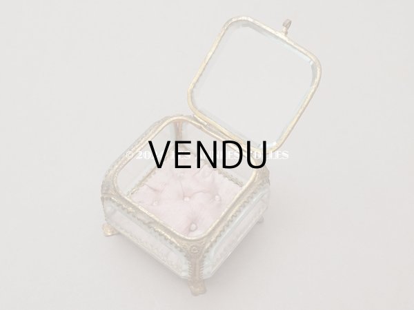 画像9: 19世紀末 アンティーク ジュエリーボックス ピンクのシルククッション  (9)