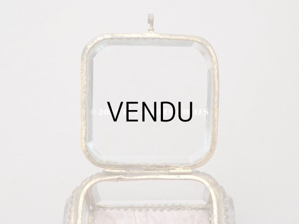 画像10: 19世紀末 アンティーク ジュエリーボックス ピンクのシルククッション  (10)