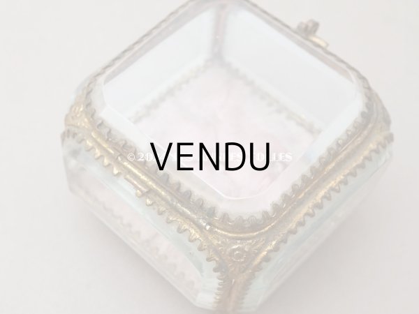 画像6: 19世紀末 アンティーク ジュエリーボックス ピンクのシルククッション  (6)