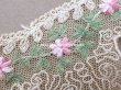 画像3: 1930年頃 アンティーク レース ピンクの花の刺繍入り 95cm (3)