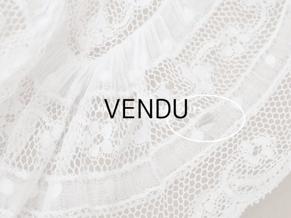 画像12: 1900年頃 アンティーク ドール&ベビー用 袖付きケープ ドット刺繍のコットンファブリック＆レース 裏地付き (12)