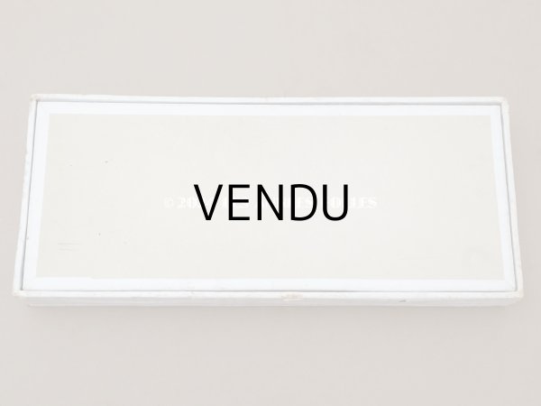 画像6: アンティーク プレザントワール 硝子の蓋のショーケース 初聖体の腕章入れ (6)