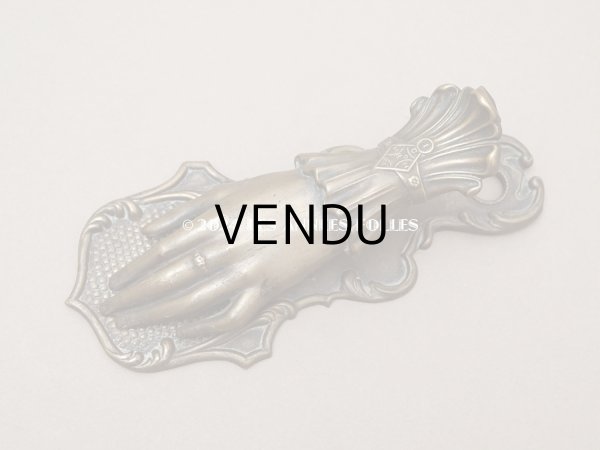 画像4: アンティーク ブロンズ製 ハンドモチーフの大きなクリップ  (4)